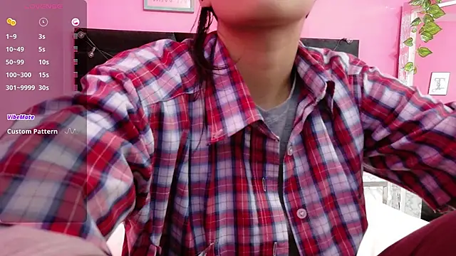 yourcuteneighbourr online show from 09-10-25, 03:06