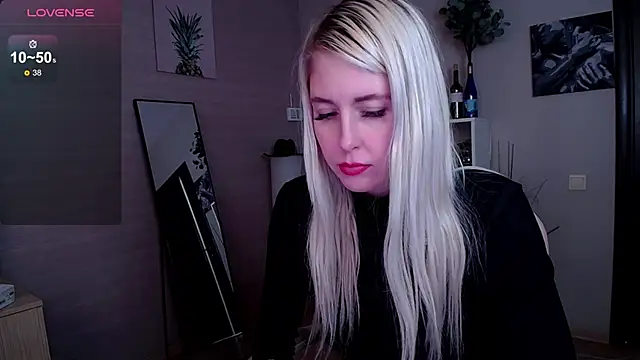 Mermaid N online show from 03-18-25, 07:52