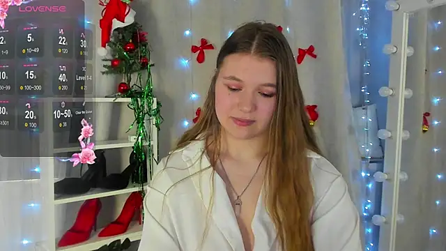 Rebecca Kelly online show from 12-22-24, 06:37