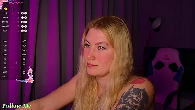 Liv Fay online show from 02-06-25, 07:40