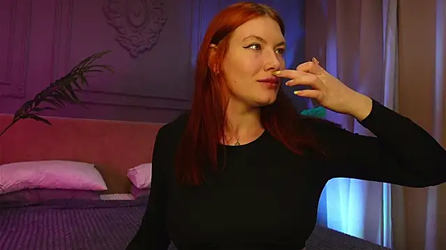 Liv Fay online show from 02-19-26, 01:51