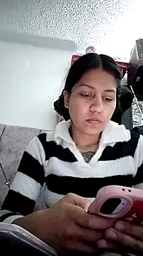 Snapshot of Tiphanydirty3 chatting on 02-11-26, 02:49 Tiphanydirty3 online show from 02-11-26, 02:49