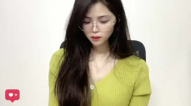 Snapshot of ---MIA--- chatting on 02-03-25, 12:36 ---MIA--- online show from 02-03-25, 12:36