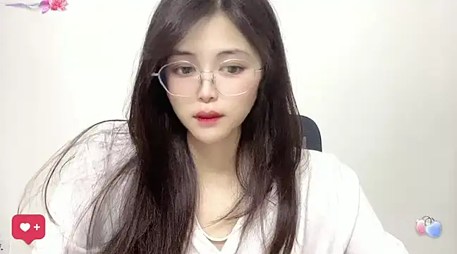 Snapshot of ---MIA--- chatting on 02-11-25, 01:20 ---MIA--- online show from 02-11-25, 01:20