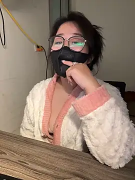 Snapshot of Jenni_nana chatting on 12-21-24, 05:36 Jenni nana online show from 12-21-24, 05:36