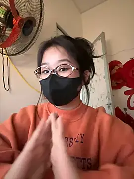 Snapshot of Jenni_nana chatting on 01-01-25, 09:17 Jenni nana online show from 01-01-25, 09:17