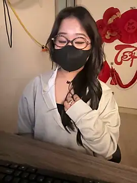 Snapshot of Jenni_nana chatting on 01-20-25, 04:43 Jenni nana online show from 01-20-25, 04:43