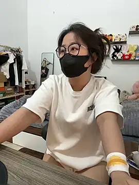 Snapshot of Jenni_nana chatting on 03-23-25, 06:16 Jenni nana online show from 03-23-25, 06:16