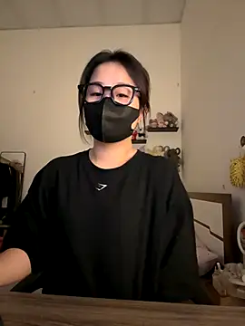 Snapshot of Jenni_nana chatting on 10-13-25, 04:23 Jenni nana online show from 10-13-25, 04:23