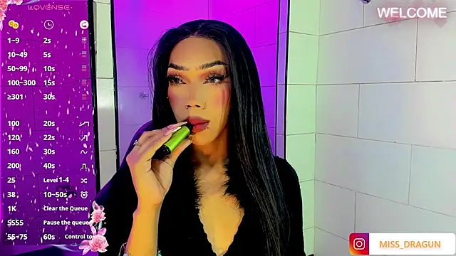 Nikita Gers online show from 10-28-25, 03:54