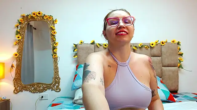 Snapshot of IsisDuzan chatting on 12-05-24, 08:55 IsisDuzan online show from 12-05-24, 08:55