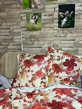 Snapshot of saray_gomez22 chatting on 01-05-25, 03:11 saray gomez22 online show from 01-05-25, 03:11