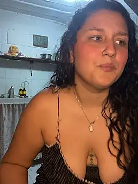 Snapshot of saray_gomez22 chatting on 01-29-25, 02:40 saray gomez22 online show from 01-29-25, 02:40