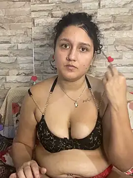 Snapshot of saray_gomez22 chatting on 02-15-25, 11:25 saray gomez22 online show from 02-15-25, 11:25