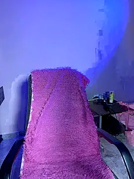 Snapshot of saray_gomez22 chatting on 11-21-25, 02:32 saray gomez22 online show from 11-21-25, 02:32