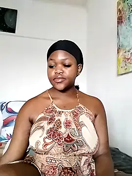 Snapshot of Sexymamibo chatting on 11-02-25, 12:18 Sexymamibo online show from 11-02-25, 12:18