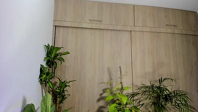 filletatouee online show from 11-18-25, 03:01