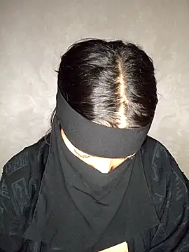 Narimane maroc online show from 12-01-25, 09:42