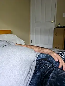 Mgman4365 online show from 12-22-24, 01:12