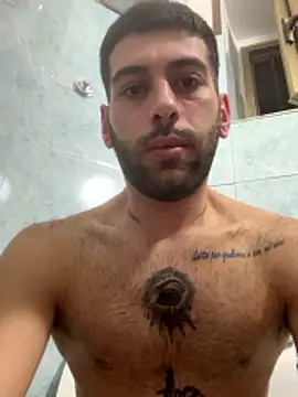 Snapshot of Enzoblood1 chatting on 01-14-26, 10:47 Enzoblood1 online show from 01-14-26, 10:47