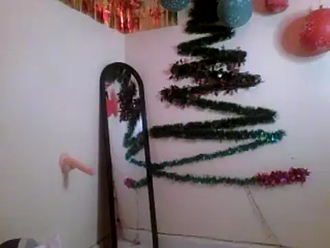 Snapshot of Sexy_jarisan chatting on 12-23-24, 08:36 Sexy jarisan online show from 12-23-24, 08:36