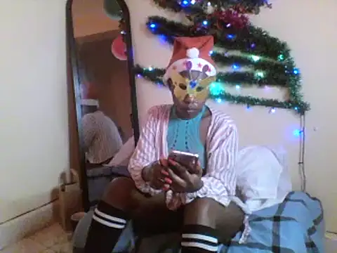 Snapshot of Sexy_jarisan chatting on 12-26-24, 10:20 Sexy jarisan online show from 12-26-24, 10:20