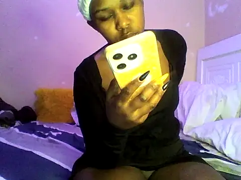 Snapshot of Sexy_jarisan chatting on 10-03-25, 04:42 Sexy jarisan online show from 10-03-25, 04:42