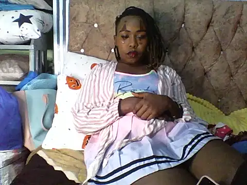 Snapshot of Sexy_jarisan chatting on 11-01-25, 09:06 Sexy jarisan online show from 11-01-25, 09:06