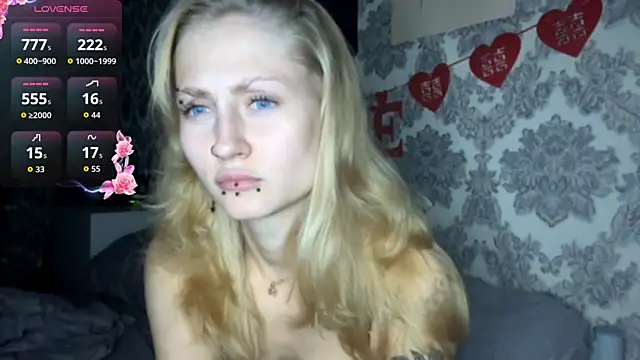 Snapshot of MarthaGees chatting on 09-26-25, 03:16 MarthaGees online show from 09-26-25, 03:16