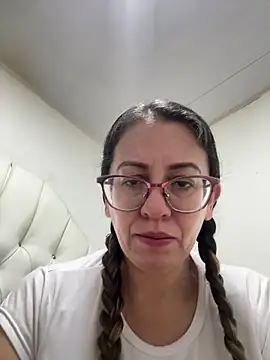 miss hanna07 online show from 02-19-26, 04:25