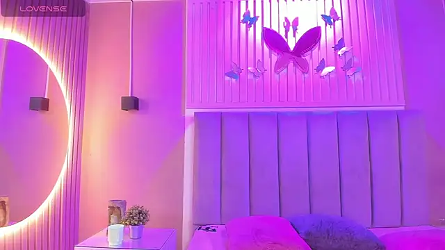 diosa cristal online show from 10-18-25, 04:04