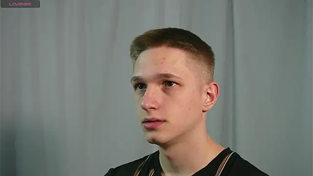 dustyn fox online show from 01-21-25, 05:09