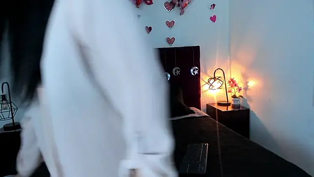 Anthonelaa   online show from 02-11-26, 07:19