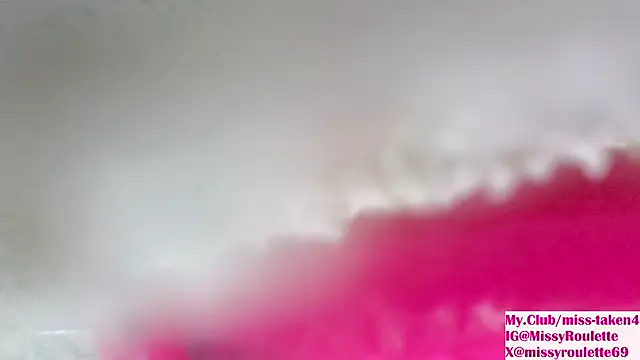 Snapshot of MissyRoulette chatting on 12-06-24, 03:19 MissyRoulette online show from 12-06-24, 03:19