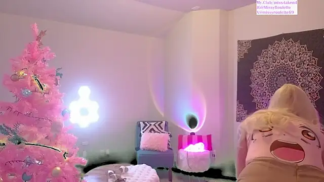 Snapshot of MissyRoulette chatting on 12-10-24, 05:50 MissyRoulette online show from 12-10-24, 05:50