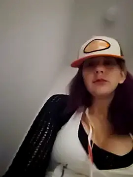 Snapshot of MissyRoulette chatting on 02-20-25, 03:12 MissyRoulette online show from 02-20-25, 03:12