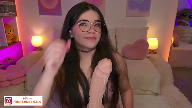 Snapshot of cammiefoalss chatting on 01-09-26, 04:21 cammiefoalss online show from 01-09-26, 04:21