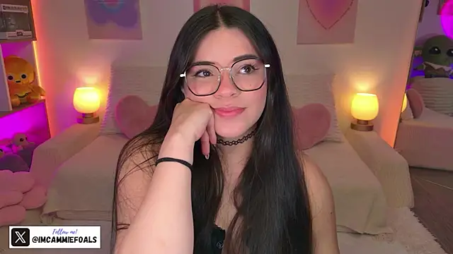 Snapshot of cammiefoalss chatting on 01-10-26, 06:31 cammiefoalss online show from 01-10-26, 06:31