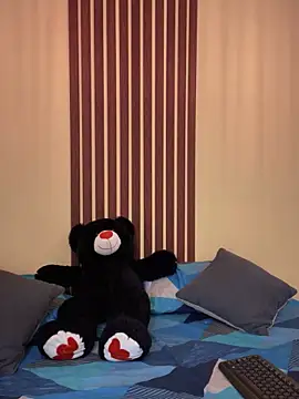  Shara Handal  online show from 10-01-25, 12:27