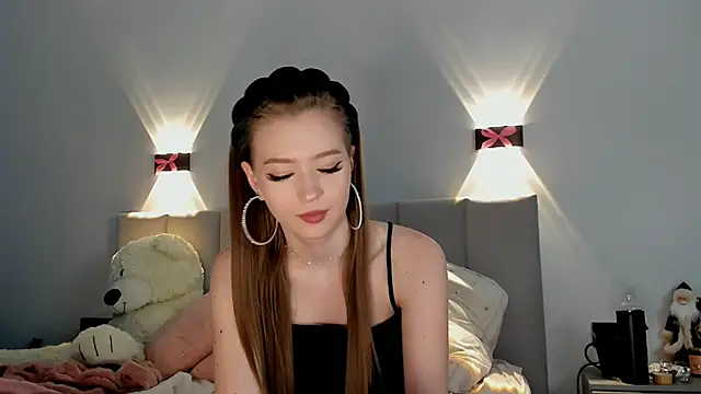 Snapshot of diana_nier chatting on 12-19-24, 01:39 diana nier online show from 12-19-24, 01:39