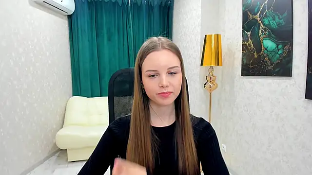 Snapshot of MileyWings chatting on 01-28-25, 05:24 MileyWings online show from 01-28-25, 05:24