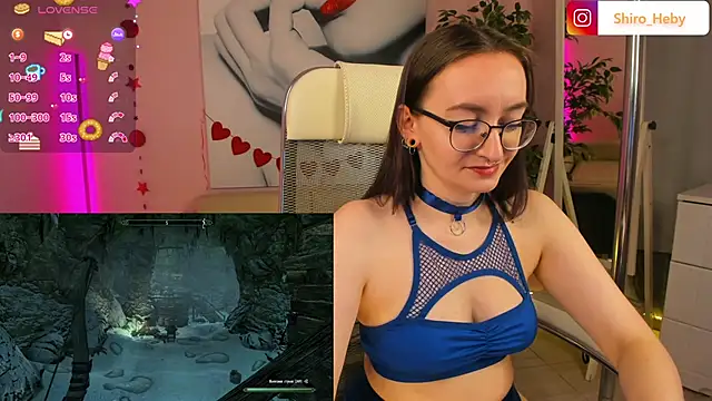 Snapshot of ShiroHeby chatting on 03-03-25, 04:35 ShiroHeby online show from 03-03-25, 04:35