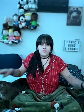 Snapshot of ThicBunz chatting on 10-25-25, 03:25 ThicBunz online show from 10-25-25, 03:25