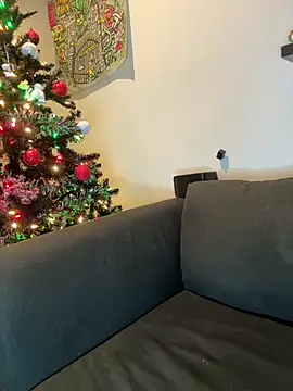 Snapshot of ThicBunz chatting on 11-23-25, 04:12 ThicBunz online show from 11-23-25, 04:12