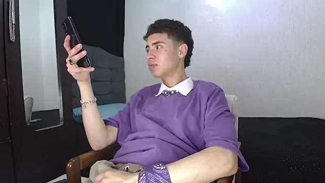 sexybat twink online show from 01-31-25, 07:51