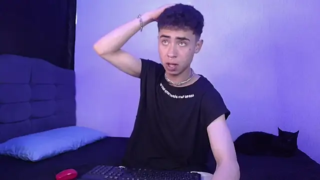 sexybat twink online show from 02-09-25, 06:26