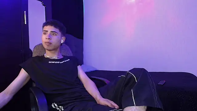 sexybat twink online show from 02-13-25, 11:37