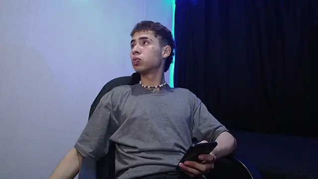 sexybat twink online show from 03-13-25, 05:11