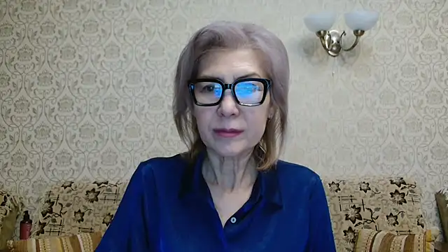 Snapshot of Elegant00Lady chatting on 10-03-25, 02:58 Elegant00Lady online show from 10-03-25, 02:58