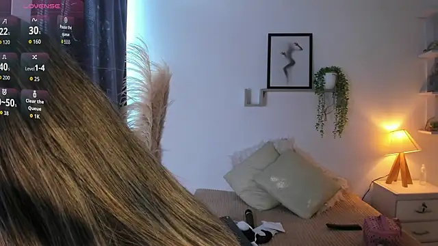 Abigail 29 online show from 11-26-25, 12:17